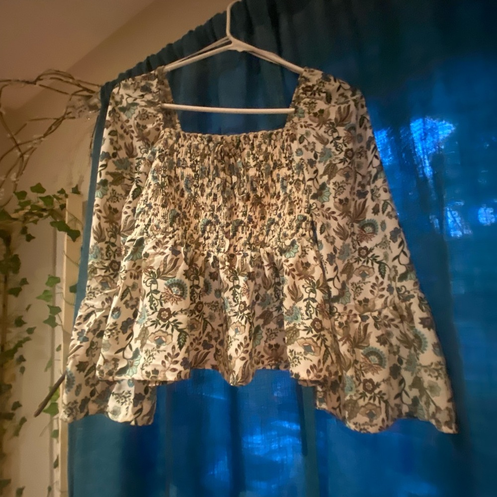 Square neck top